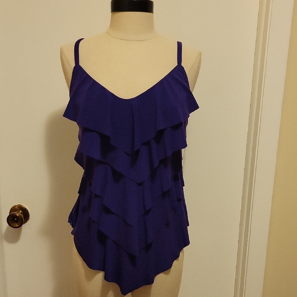 NWT: Trimshaper Rachel Tankini Swim Top